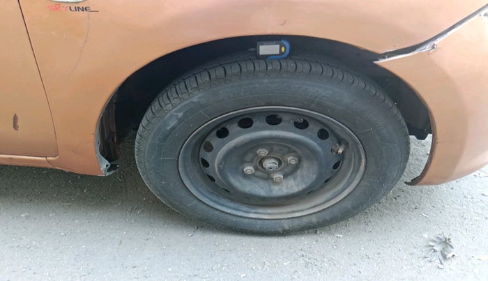 2012 Nissan Micra XL PETROL, Petrol, Manual, 1,25,162 km, tyre