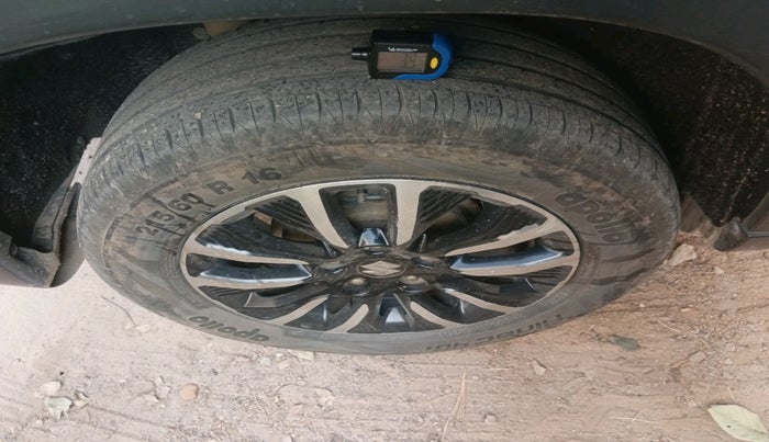 2020 Maruti Vitara Brezza ZXI PLUS, Petrol, Manual, 1,35,611 km, tyre