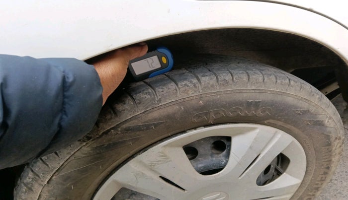 2017 Maruti Wagon R 1.0 VXI, Petrol, Manual, 47,200 km, tyre