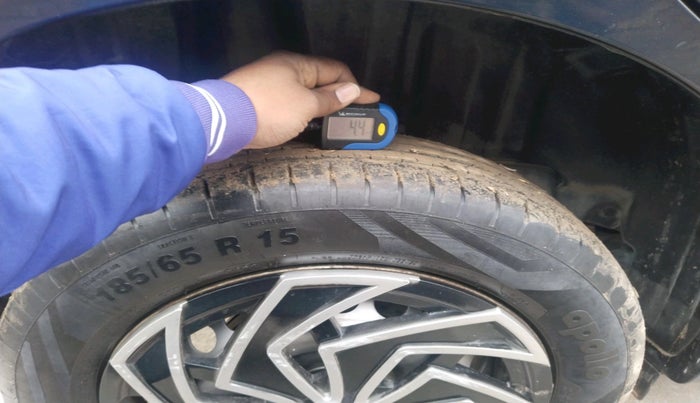 2022 Maruti Baleno SIGMA PETROL 1.2, Petrol, Manual, 31,906 km, tyre