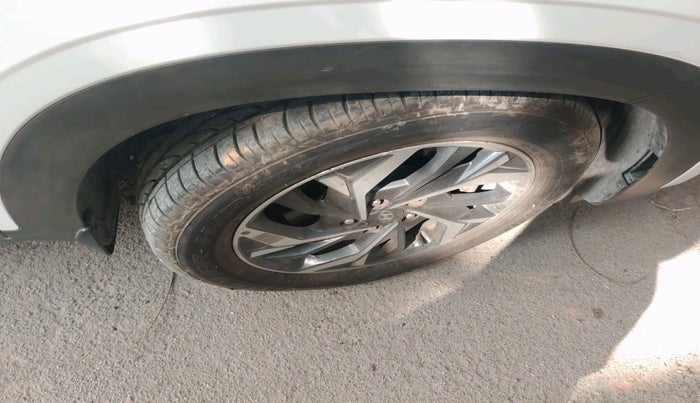 2022 Hyundai Creta SX (O) AT 1.5 DIESEL, Diesel, Automatic, 84,737 km, tyre