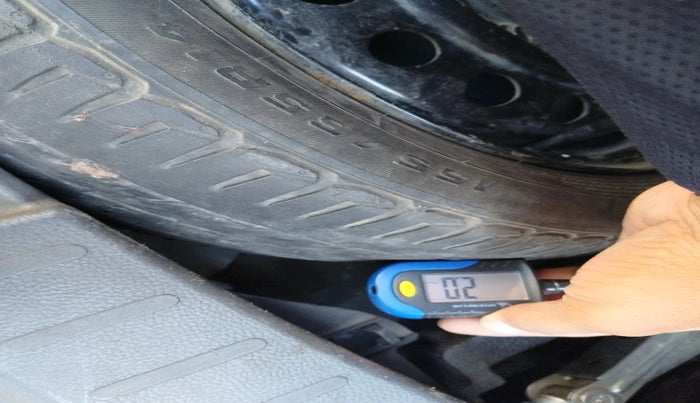 2012 Maruti Wagon R 1.0 VXI, Petrol, Manual, 87,037 km, tyre