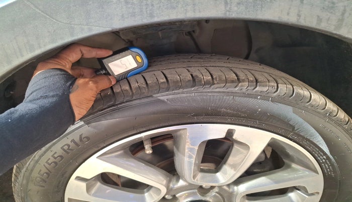 2016 Hyundai i20 Active 1.4 SX, Diesel, Manual, 74,564 km, tyre