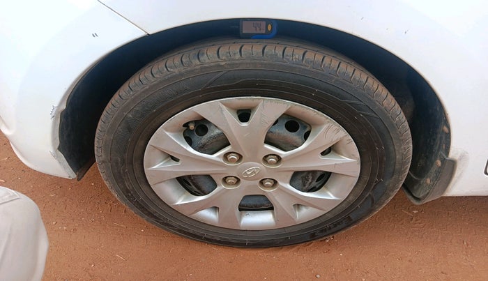 2014 Hyundai Grand i10 MAGNA 1.2 KAPPA VTVT, Petrol, Manual, 79,698 km, tyre