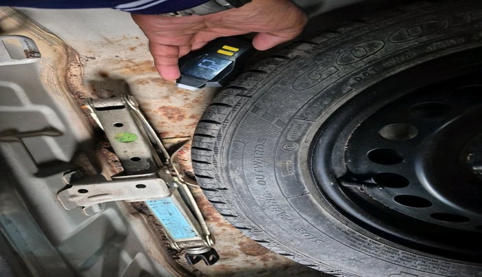 2015 Hyundai Grand i10 ASTA 1.2 KAPPA VTVT, Petrol, Manual, 32,911 km, tyre