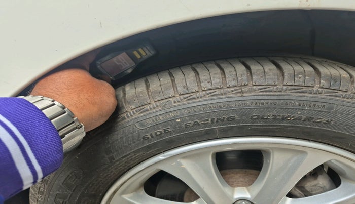 2015 Hyundai Grand i10 ASTA 1.2 KAPPA VTVT, Petrol, Manual, 32,911 km, tyre