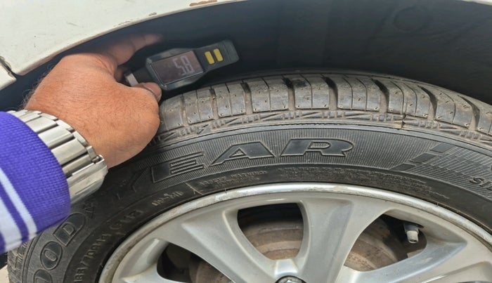 2015 Hyundai Grand i10 ASTA 1.2 KAPPA VTVT, Petrol, Manual, 32,911 km, tyre