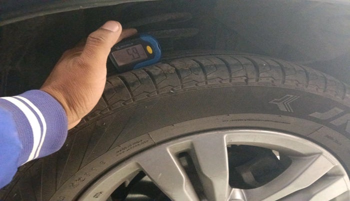 2017 Maruti Vitara Brezza ZDI, Diesel, Manual, 62,468 km, tyre