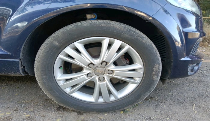 2014 Audi Q7 3.0 TDI QUATTRO, Diesel, Automatic, 66,849 km, tyre