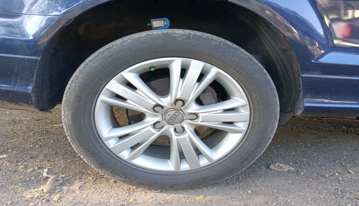 2014 Audi Q7 3.0 TDI QUATTRO, Diesel, Automatic, 66,849 km, tyre