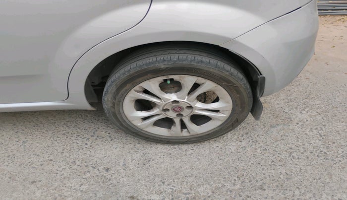 2015 Fiat Punto EVO EMOTION 1.3 MULTIJET, Diesel, Manual, 54,676 km, tyre