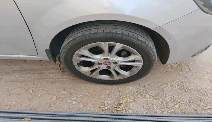 2015 Fiat Punto EVO EMOTION 1.3 MULTIJET, Diesel, Manual, 54,676 km, tyre