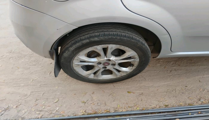 2015 Fiat Punto EVO EMOTION 1.3 MULTIJET, Diesel, Manual, 54,676 km, tyre