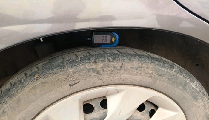 2014 Honda Amaze 1.5L I-DTEC S, Diesel, Manual, 1,14,925 km, tyre