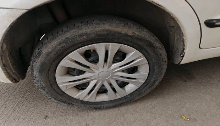 2012 Maruti SX4 VXI CNG, Petrol, Manual, 1,51,575 km, tyre