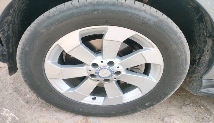 2015 Mercedes Benz Ml Class 250 CDI, Diesel, Automatic, 1,17,500 km, tyre