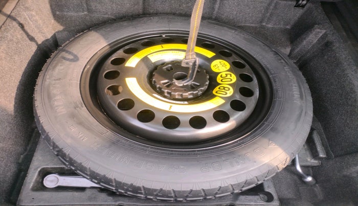 2015 Mercedes Benz Ml Class 250 CDI, Diesel, Automatic, 1,17,500 km, tyre