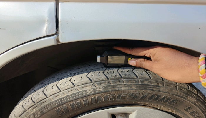 2019 Maruti Eeco 5 STR WITH A/C+HTR CNG, Petrol, Manual, 77,458 km, tyre