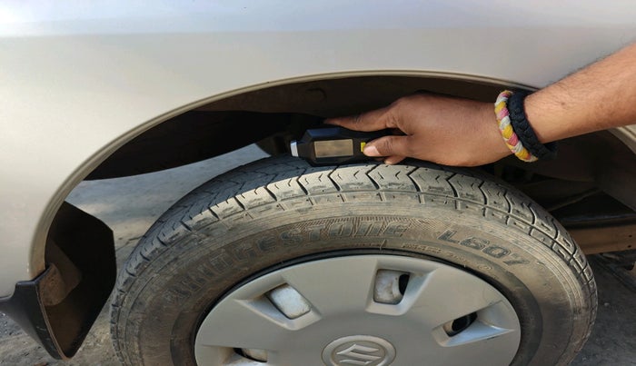 2019 Maruti Eeco 5 STR WITH A/C+HTR CNG, Petrol, Manual, 77,458 km, tyre