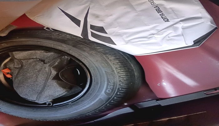 2021 Hyundai NEW I20 ASTA (O) 1.0 TURBO GDI DCT, Petrol, Automatic, 24,925 km, tyre