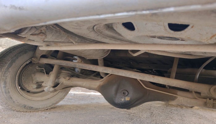 2011 Maruti Eeco 5 STR WITH A/C+HTR, Petrol, Manual, 1,67,537 km, tyre