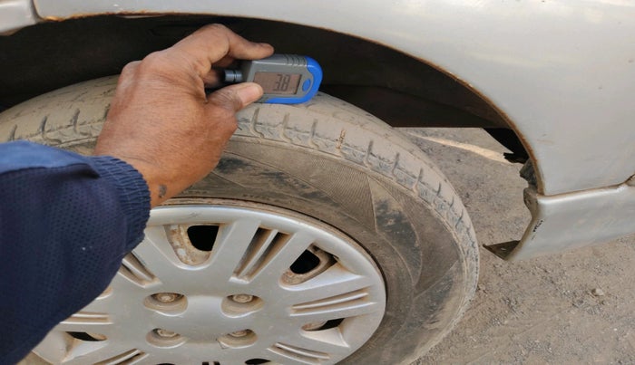 2011 Maruti Eeco 5 STR WITH A/C+HTR, Petrol, Manual, 1,67,537 km, tyre