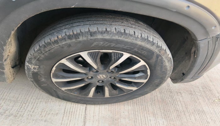 2020 Maruti Vitara Brezza ZXI PLUS DUAL TONE, Petrol, Manual, 1,22,641 km, tyre