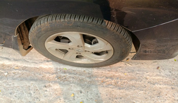 2014 Honda City 1.5L I-VTEC V MT, Petrol, Manual, 99,688 km, tyre