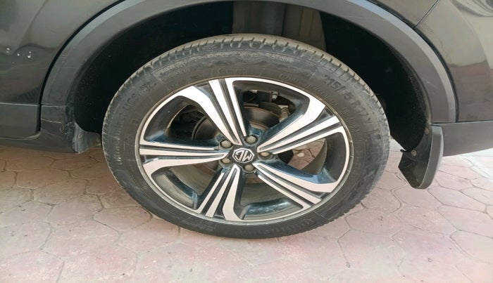 2021 MG ASTOR SHARP 1.5 MT, Petrol, Manual, 47,559 km, tyre