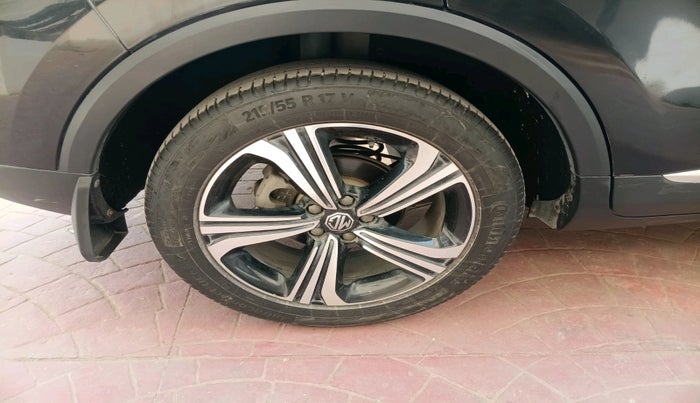 2021 MG ASTOR SHARP 1.5 MT, Petrol, Manual, 47,559 km, tyre