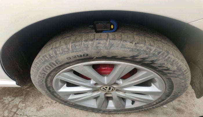 2013 Volkswagen Polo GT TSI AT, Petrol, Automatic, 1,25,821 km, tyre