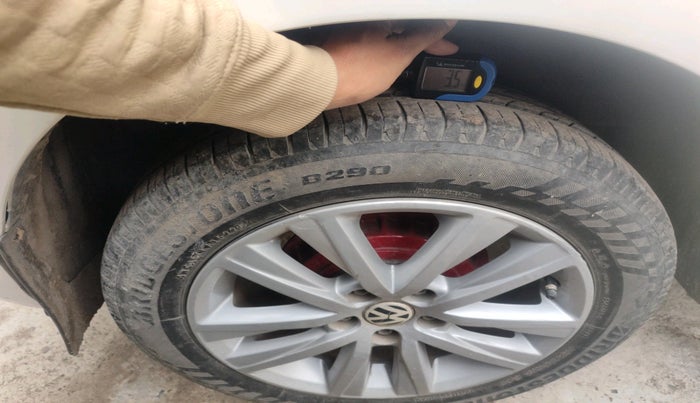 2013 Volkswagen Polo GT TSI AT, Petrol, Automatic, 1,25,821 km, tyre