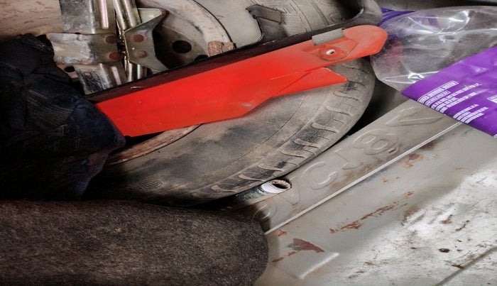 2012 Honda Brio S MT, Petrol, Manual, 68,809 km, tyre