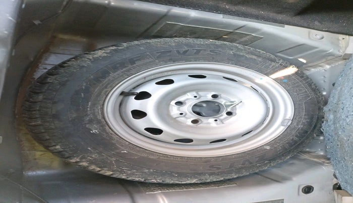 2018 Tata Tiago XZA PETROL, Petrol, Automatic, 52,817 km, tyre