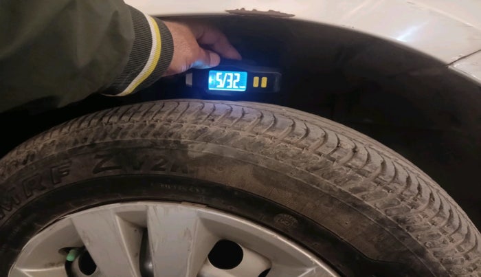 2017 Maruti Swift LDI, Diesel, Manual, 62,465 km, tyre