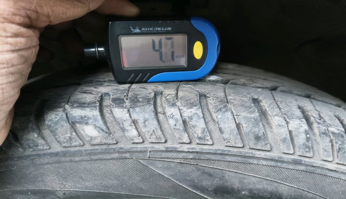 2013 Hyundai i20 SPORTZ 1.2, Petrol, Manual, 62,564 km, tyre