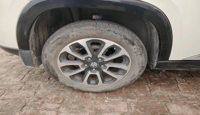 2023 Maruti Grand Vitara ALPHA PLUS HYBRID ECVT, Hybrid, Automatic, 19,524 km, tyre