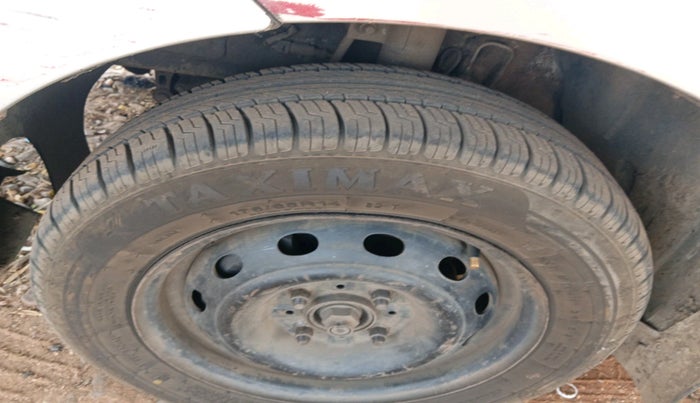 2011 Tata Indica Vista AURA ABS QUADRAJET, Diesel, Manual, 1,57,721 km, tyre