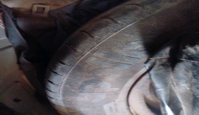 2011 Tata Indica Vista AURA ABS QUADRAJET, Diesel, Manual, 1,57,721 km, tyre