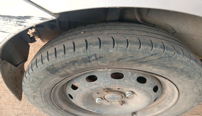 2011 Tata Indica Vista AURA ABS QUADRAJET, Diesel, Manual, 1,57,721 km, tyre