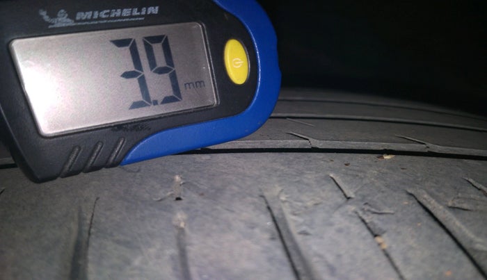 2020 MG GLOSTER SAVVY 6 STR 2.0 TWIN TURBO 4WD, Diesel, Automatic, 38,204 km, tyre