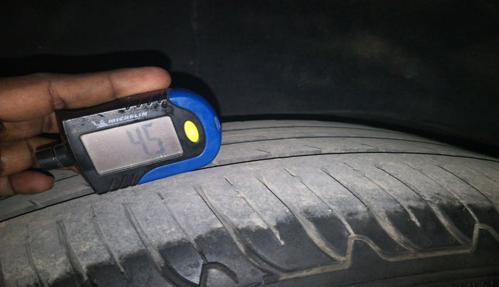 2020 MG GLOSTER SAVVY 6 STR 2.0 TWIN TURBO 4WD, Diesel, Automatic, 38,204 km, tyre