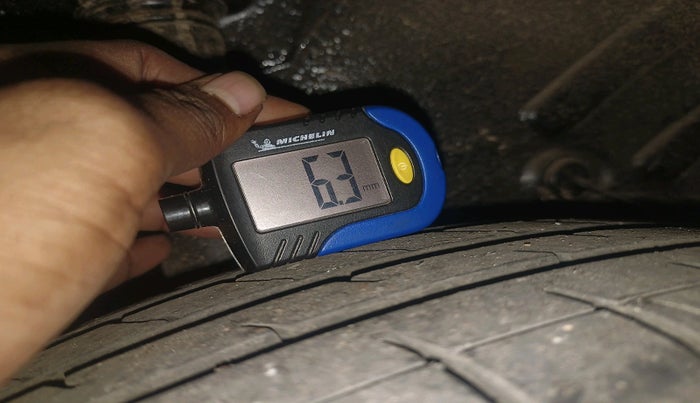 2020 Maruti Celerio VXI CNG, Petrol, Manual, 1,11,294 km, tyre