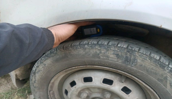 2011 Chevrolet Spark LS 1.0, Petrol, Manual, 97,153 km, tyre