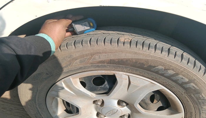 2016 Ford Ecosport TREND 1.5L DIESEL, Diesel, Manual, 1,00,001 km, tyre