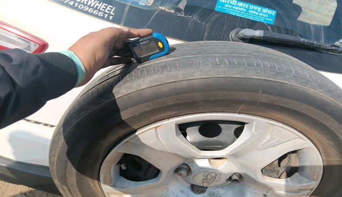 2016 Ford Ecosport TREND 1.5L DIESEL, Diesel, Manual, 1,00,001 km, tyre