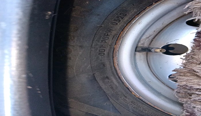 2011 Maruti Wagon R 1.0 LXI, Petrol, Manual, 73,869 km, tyre