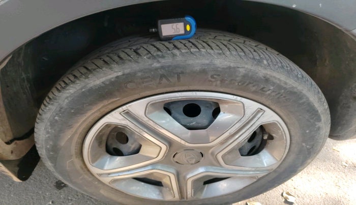 2018 Tata NEXON XM DIESEL, Diesel, Manual, 85,186 km, tyre