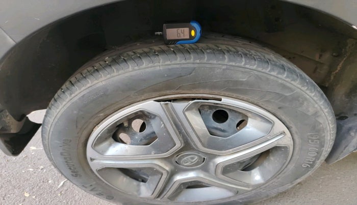 2018 Tata NEXON XM DIESEL, Diesel, Manual, 85,186 km, tyre