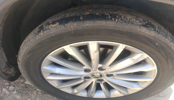 2019 Skoda Kodiaq L&K 2.0 TDI 4X4 AT, Diesel, Automatic, 1,17,343 km, tyre